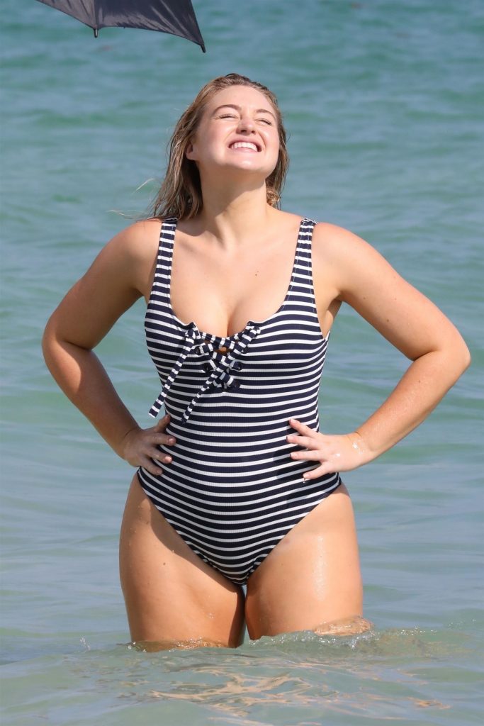 BBW blonde Iskra Lawrence lights up a swimsuit photoshoot gallery, pic 538