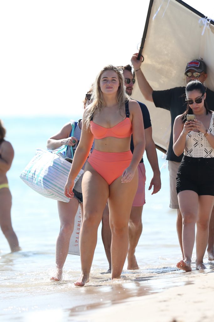 BBW blonde Iskra Lawrence lights up a swimsuit photoshoot gallery, pic 622