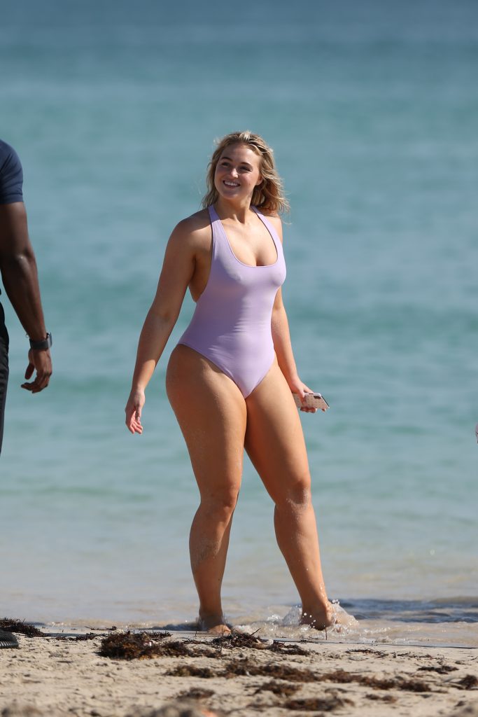 BBW blonde Iskra Lawrence lights up a swimsuit photoshoot gallery, pic 650
