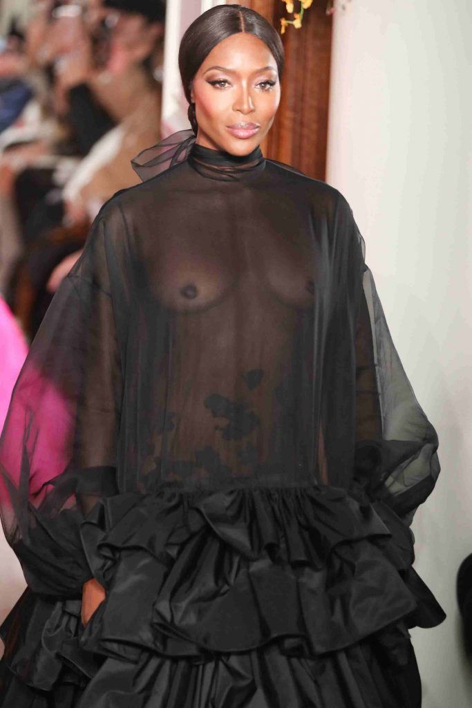 Naomi Campbell Showing Her Nude Breasts in a Sheer Black Gown gallery, pic 36