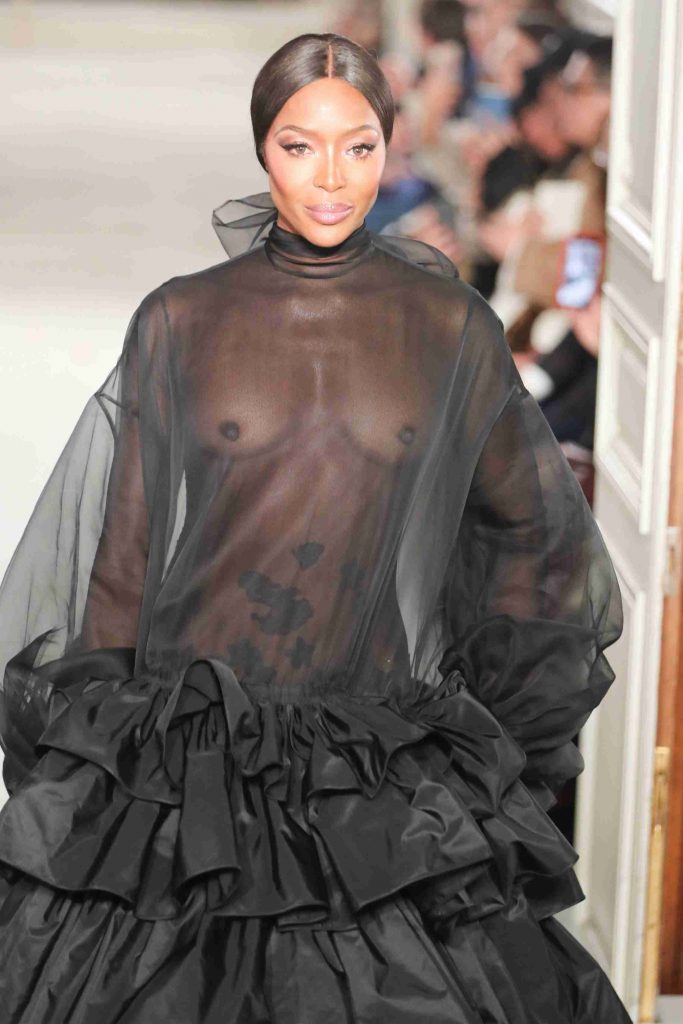 Naomi Campbell Showing Her Nude Breasts in a Sheer Black Gown gallery, pic 50