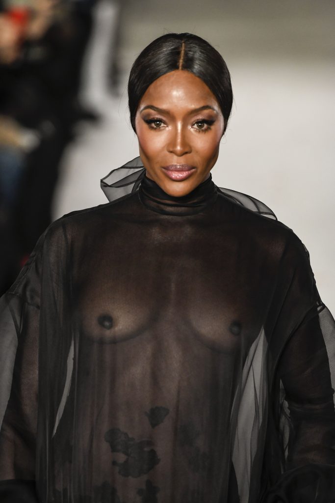 Naomi Campbell Showing Her Nude Breasts in a Sheer Black Gown gallery, pic 12