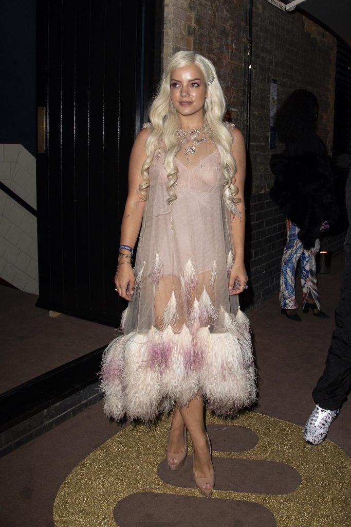Sexy Singer Lily Allen Shows Her Body in a See-Through Outfit gallery, pic 232