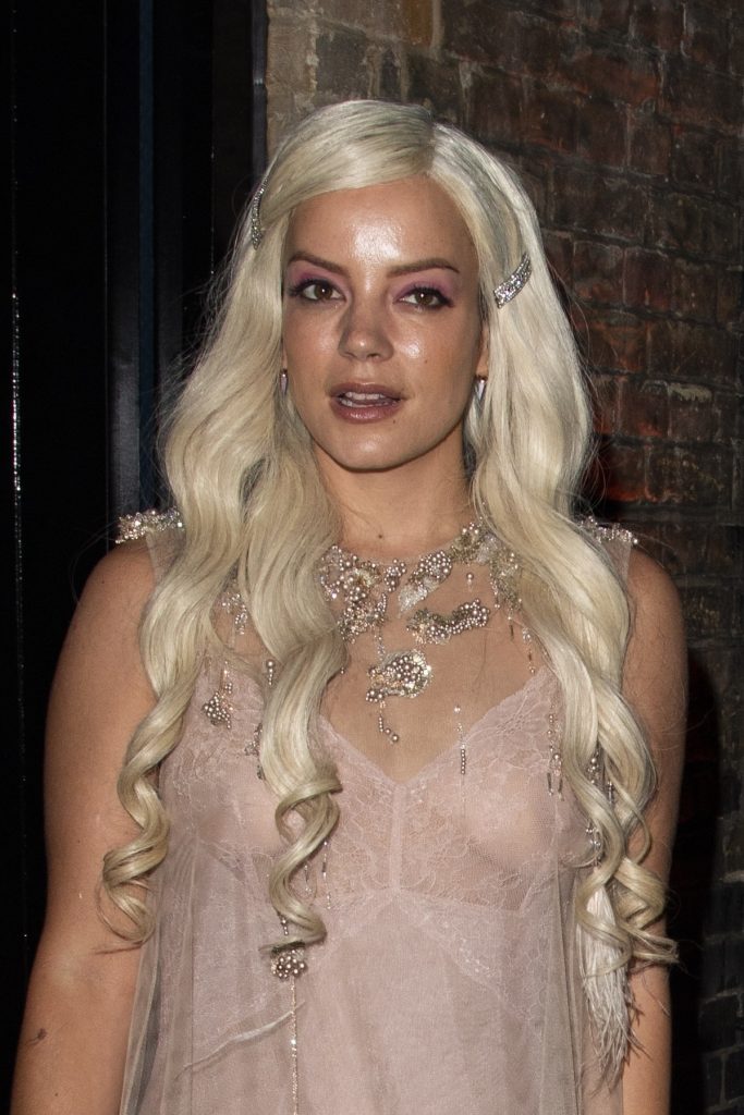 Sexy Singer Lily Allen Shows Her Body in a See-Through Outfit gallery, pic 12