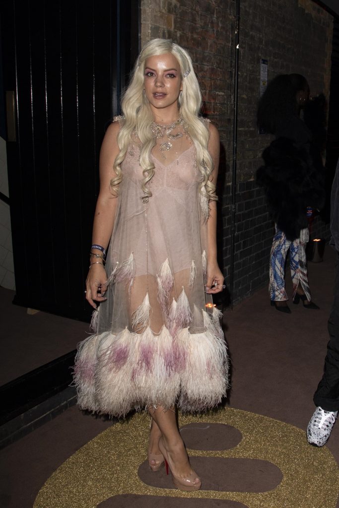 Sexy Singer Lily Allen Shows Her Body in a See-Through Outfit gallery, pic 160