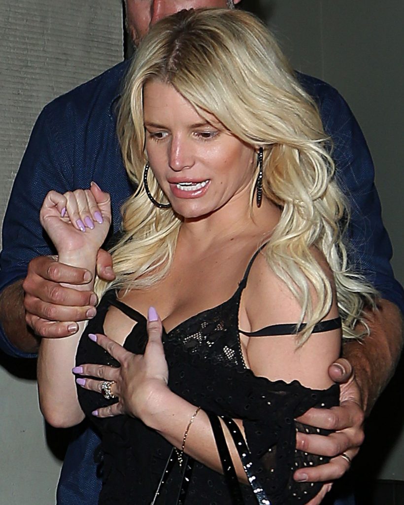 Busty Blonde Jessica Simpson Grabbing Her Own Gorgeous Rack gallery, pic 6