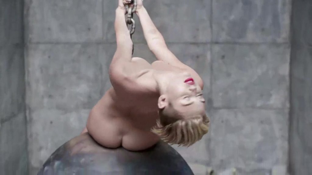 Collection of Sexy Screencaps from Miley Cyrus' Wrecking Ball gallery, pic 8