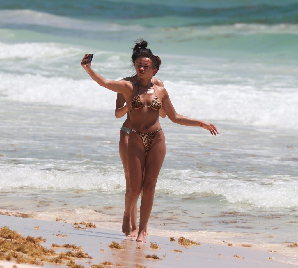 Brunette Vixen Ashley Moore Shows Her Body in a Skimpy Bikini gallery, pic 70