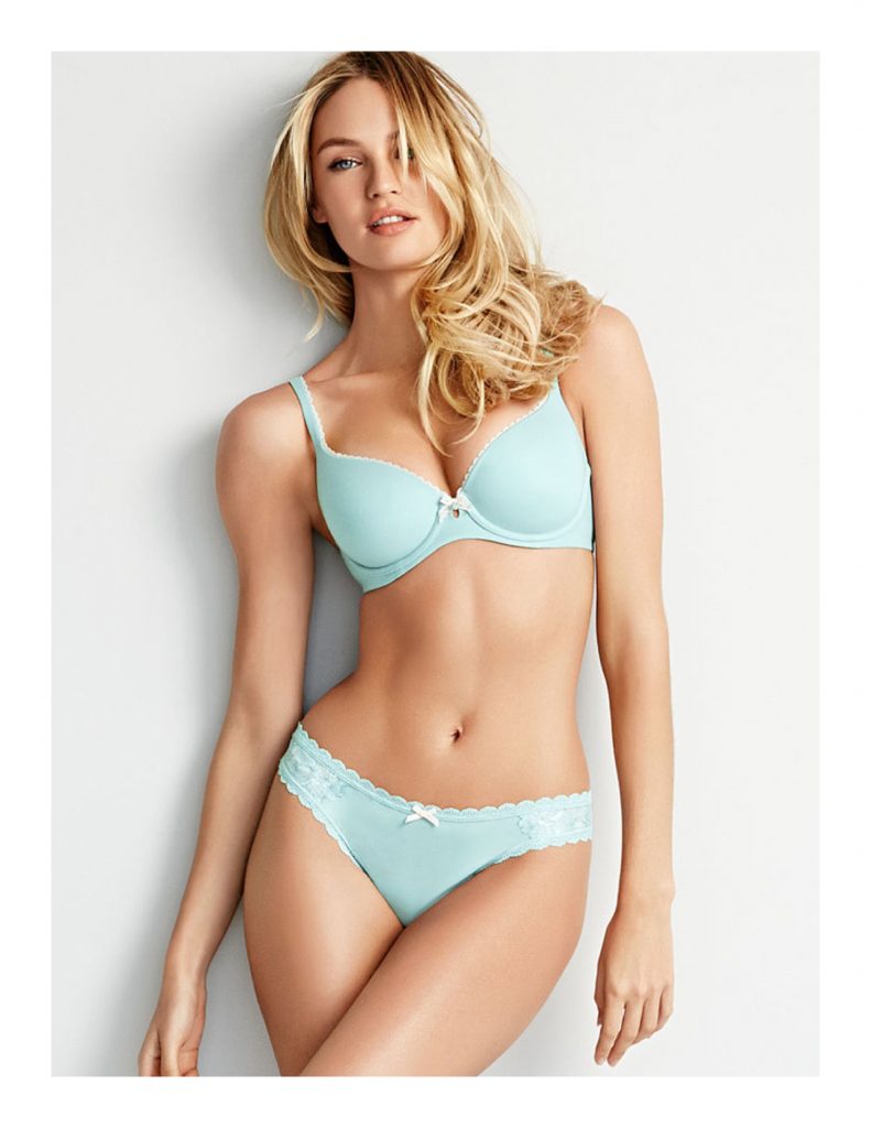 Flawless Blonde Candice Swanepoel Looks Really Hot in Lingerie gallery, pic 26