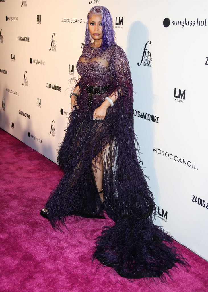 Daring Celebrity Nicki Minaj Stuns in a See-Through Dress gallery, pic 6