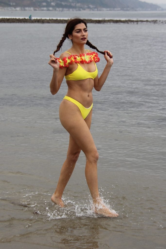 Braided Brunette Blanca Blanco Shows Her Ass in a Skimpy Bikini gallery, pic 52