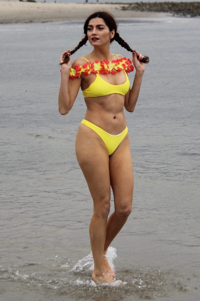 Braided Brunette Blanca Blanco Shows Her Ass in a Skimpy Bikini gallery, pic 54