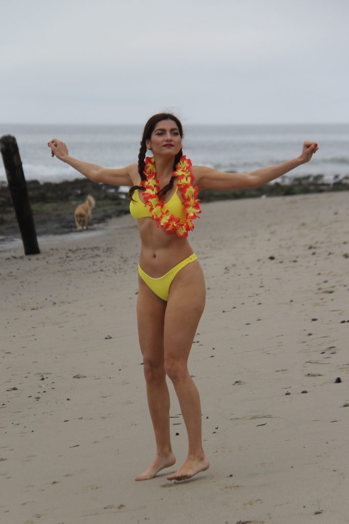 Braided Brunette Blanca Blanco Shows Her Ass in a Skimpy Bikini gallery, pic 18
