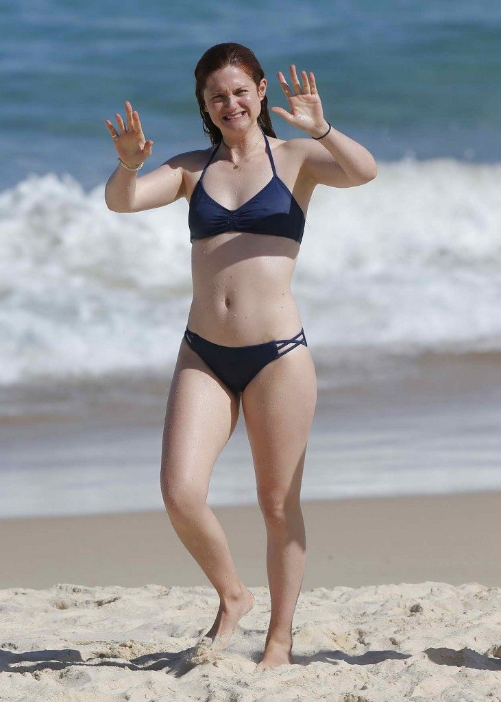 Harry Potter Celebrity Bonnie Wright Shows Off Her Bikini Body gallery, pic 80