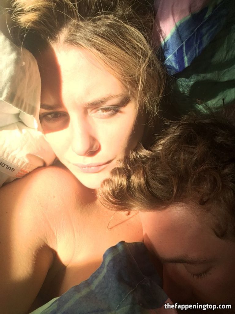 Addison Timlin’s Leaked Facetime Sex Sessions and Naked Pics gallery, pic 82