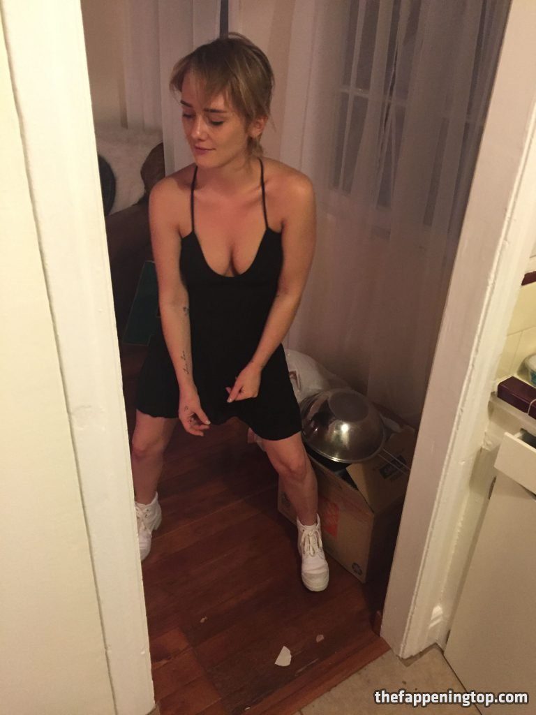 Addison Timlin’s Leaked Facetime Sex Sessions and Naked Pics gallery, pic 108