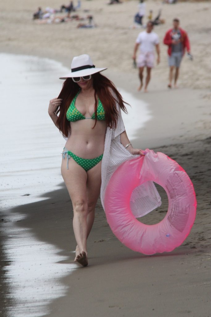 Redheaded Monstrosity Phoebe Price Looks Okay in a Green Bikini gallery, pic 64