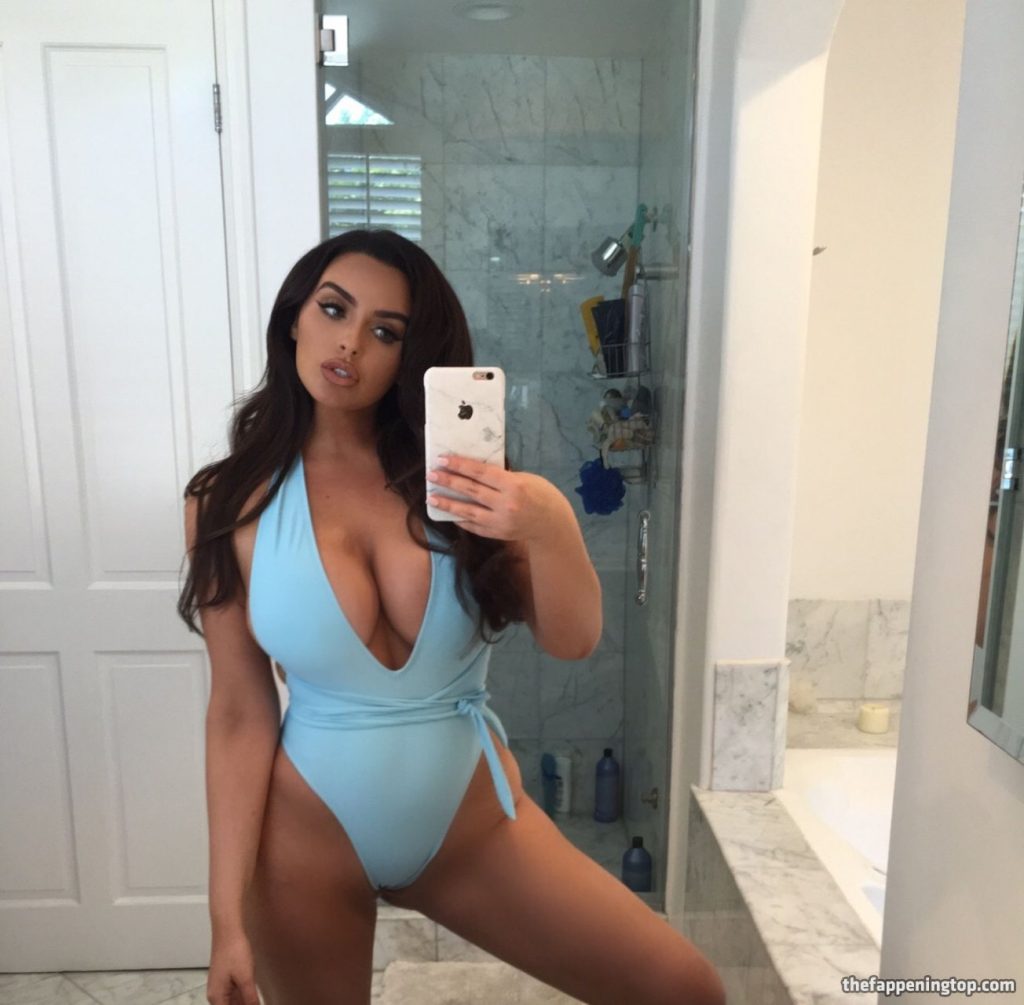 Bimbo Brunette Abigail Ratchford Fucks Her Ass and Pussy gallery, pic 170