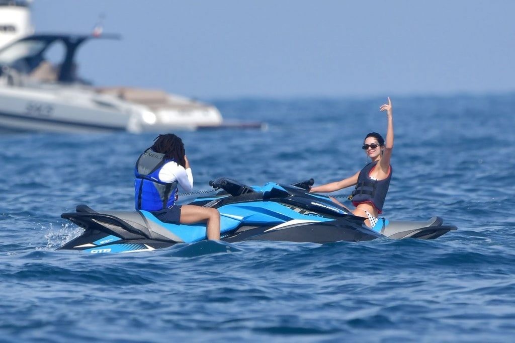 Brunette Celebrity Kendall Jenner Looks Sexy While Riding a Jetski gallery, pic 2