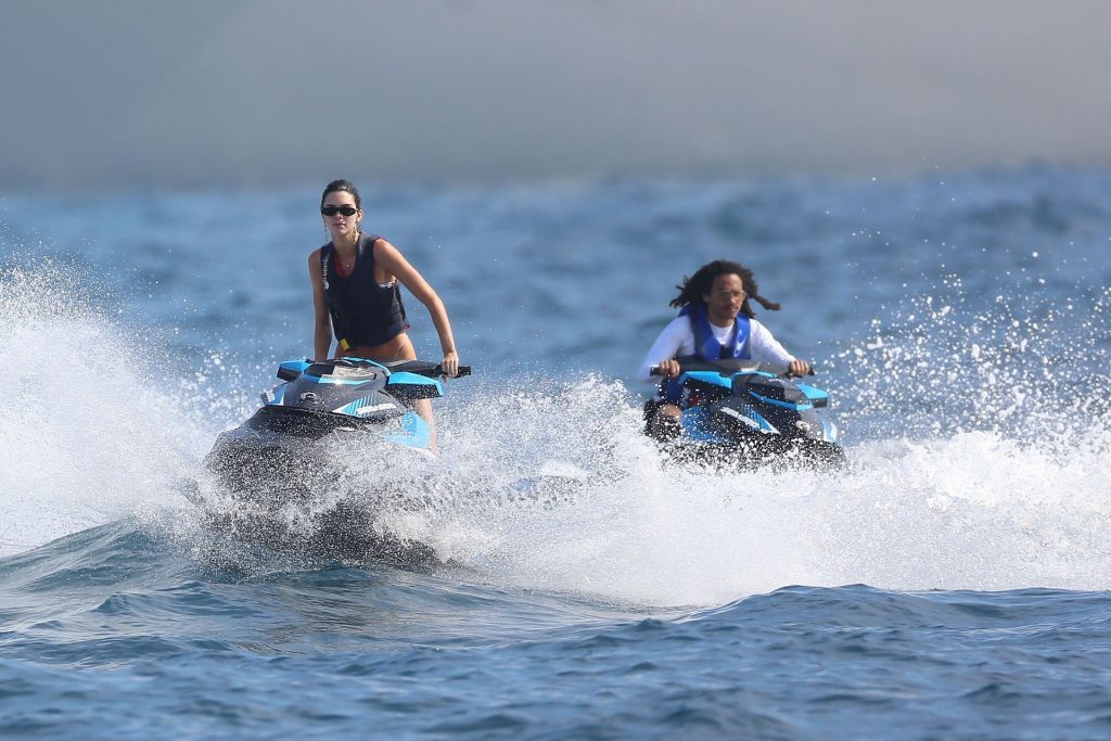 Brunette Celebrity Kendall Jenner Looks Sexy While Riding a Jetski gallery, pic 22