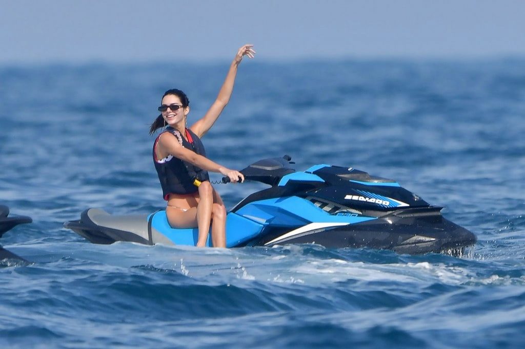 Brunette Celebrity Kendall Jenner Looks Sexy While Riding a Jetski gallery, pic 52