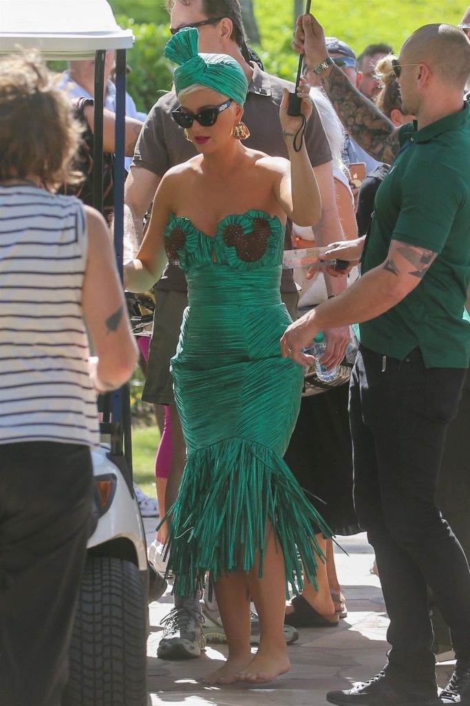 Sexy Katy Perry Pictures from the Set of the Latest American Idol Season gallery, pic 26