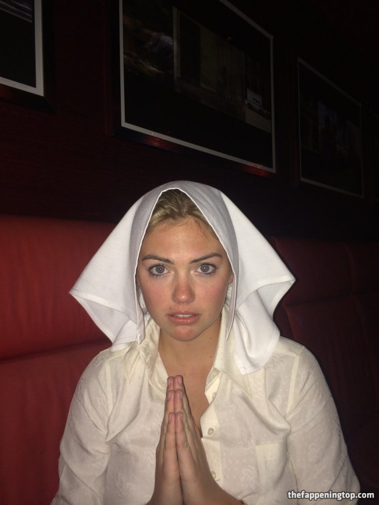 Legendary Collection of Kate Upton’s Leaked Fappening Pictures gallery, pic 42
