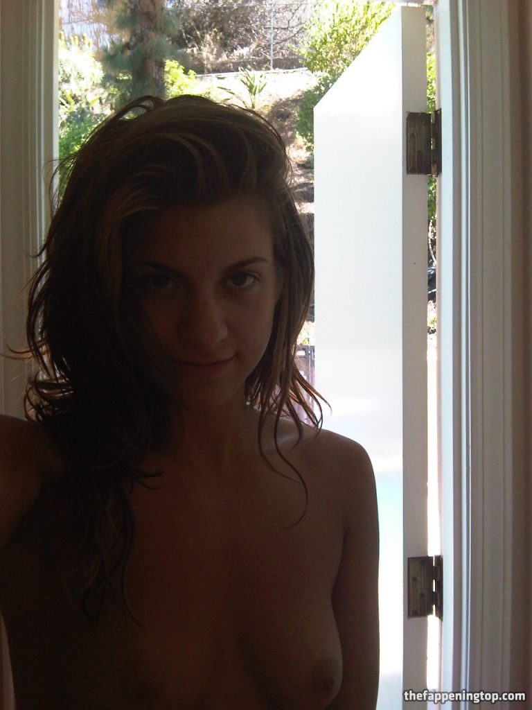 Go Ahead and Take a Look at AnnaLynne McCord’s Tight Pussy gallery, pic 66
