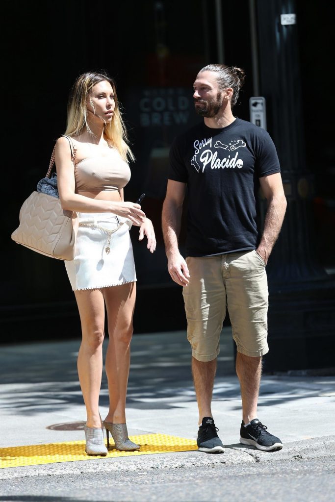 Braless Chloe Lattanzi Showing Her Hard Pokies in the Streets gallery, pic 16