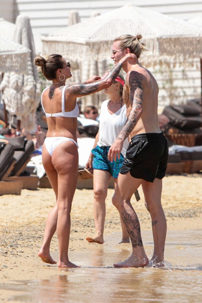 Bikini-Clad Sophia Thomalla Shows Off Her Assets in HQ gallery, pic 30