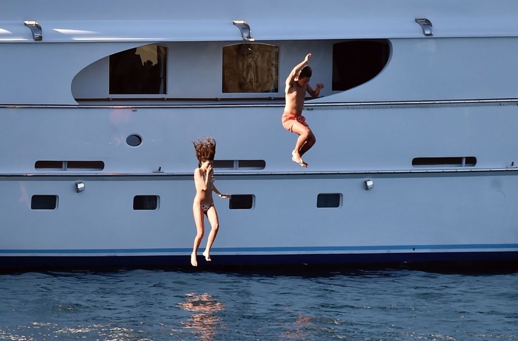 Bikini-Clad Cairo Dwek Having Fun on a Yacht in Portofino  gallery, pic 24