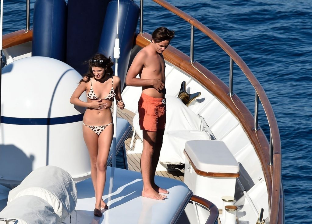 Bikini-Clad Cairo Dwek Having Fun on a Yacht in Portofino  gallery, pic 52