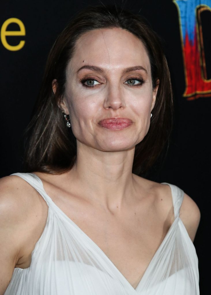 Hollywood’s Hottest MILF Angelina Jolie Shows Her Cleavage gallery, pic 14