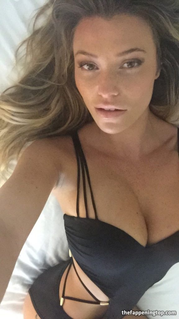 Huge Collection of Leaked Samantha Hoopes Pictures in HQ gallery, pic 152