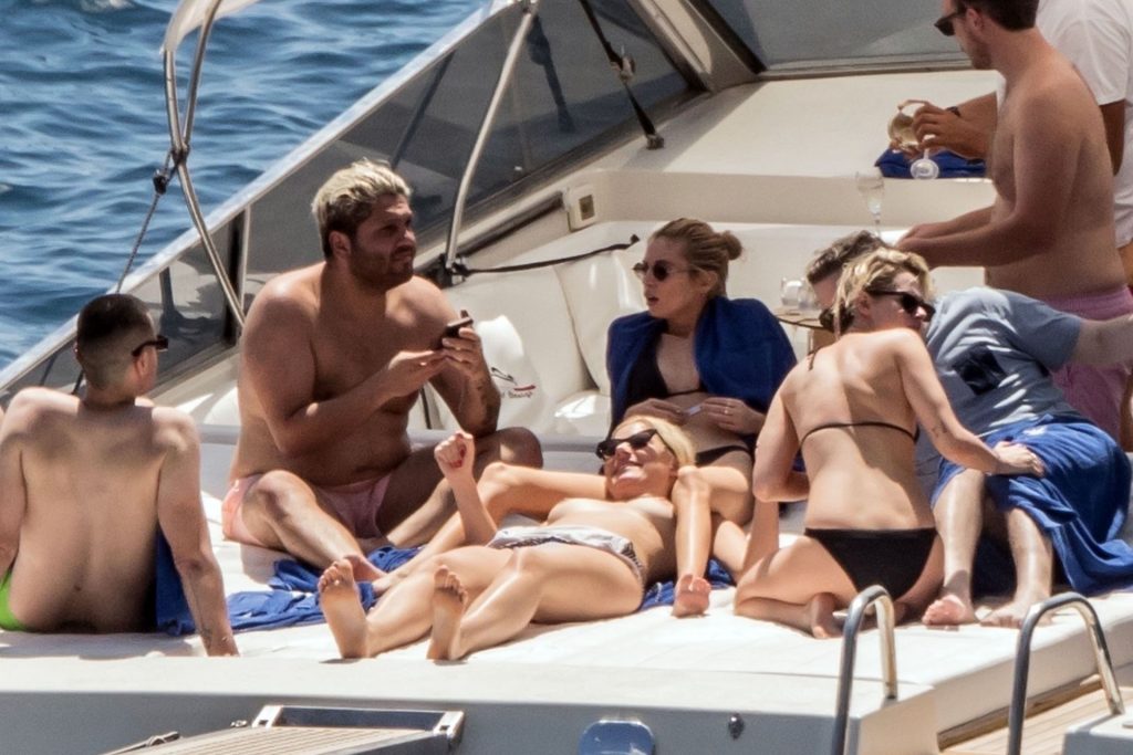 Kristen Stewart Sunbathing Topless on a Yacht  gallery, pic 20