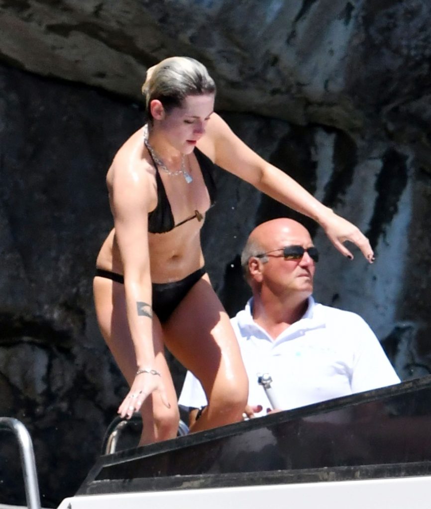 Kristen Stewart Sunbathing Topless on a Yacht  gallery, pic 30