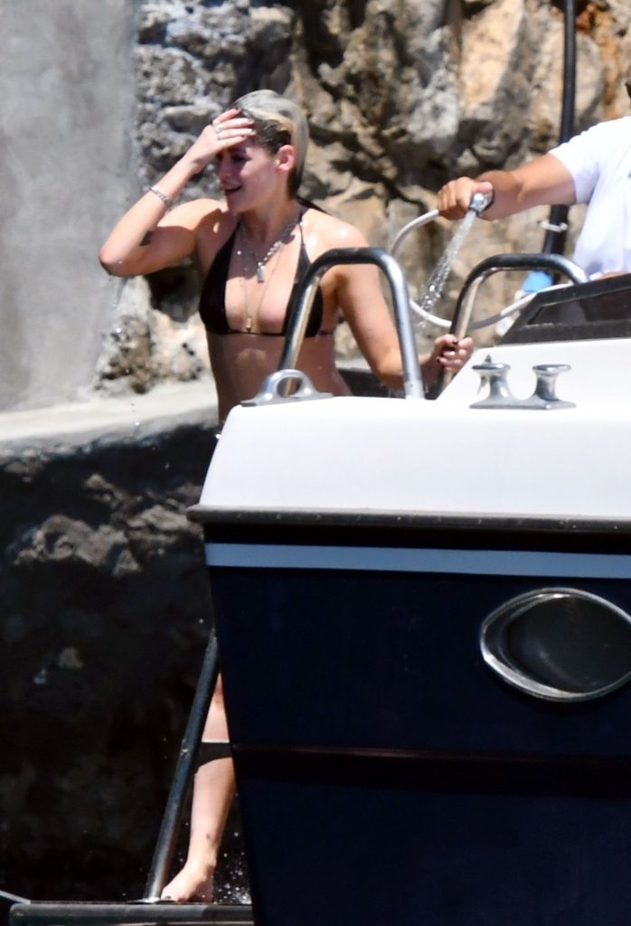 Kristen Stewart Sunbathing Topless on a Yacht  gallery, pic 66