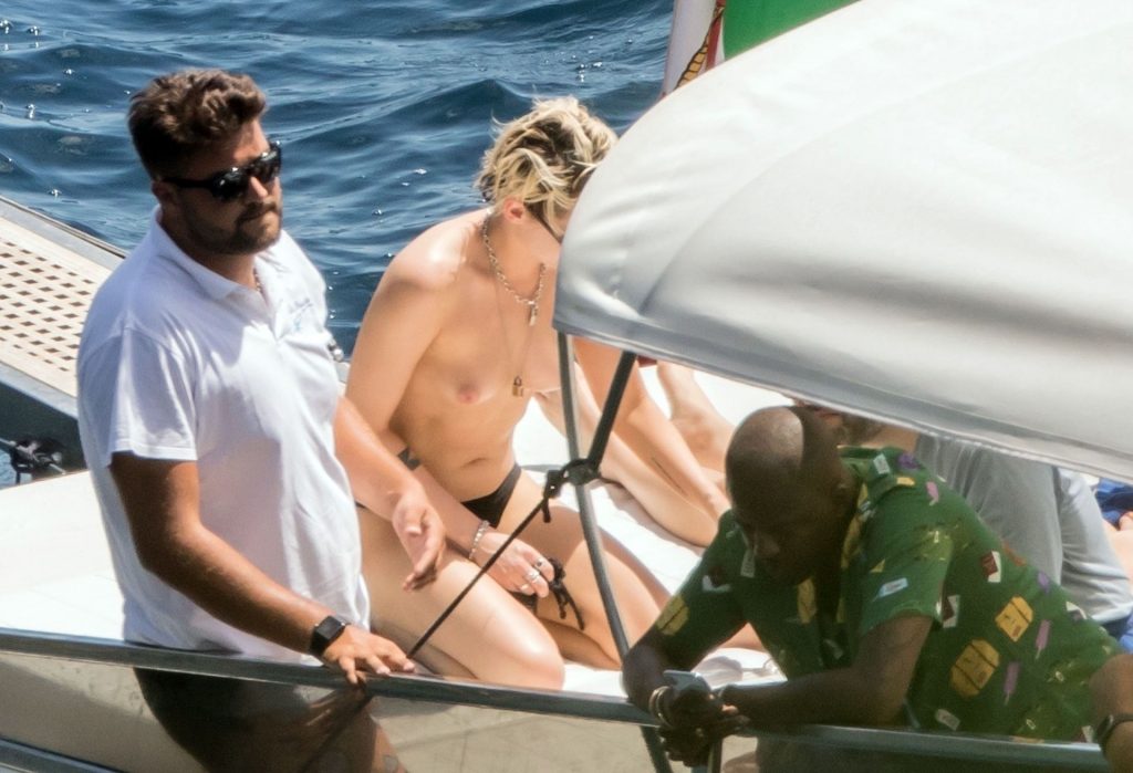 Kristen Stewart Sunbathing Topless on a Yacht  gallery, pic 8