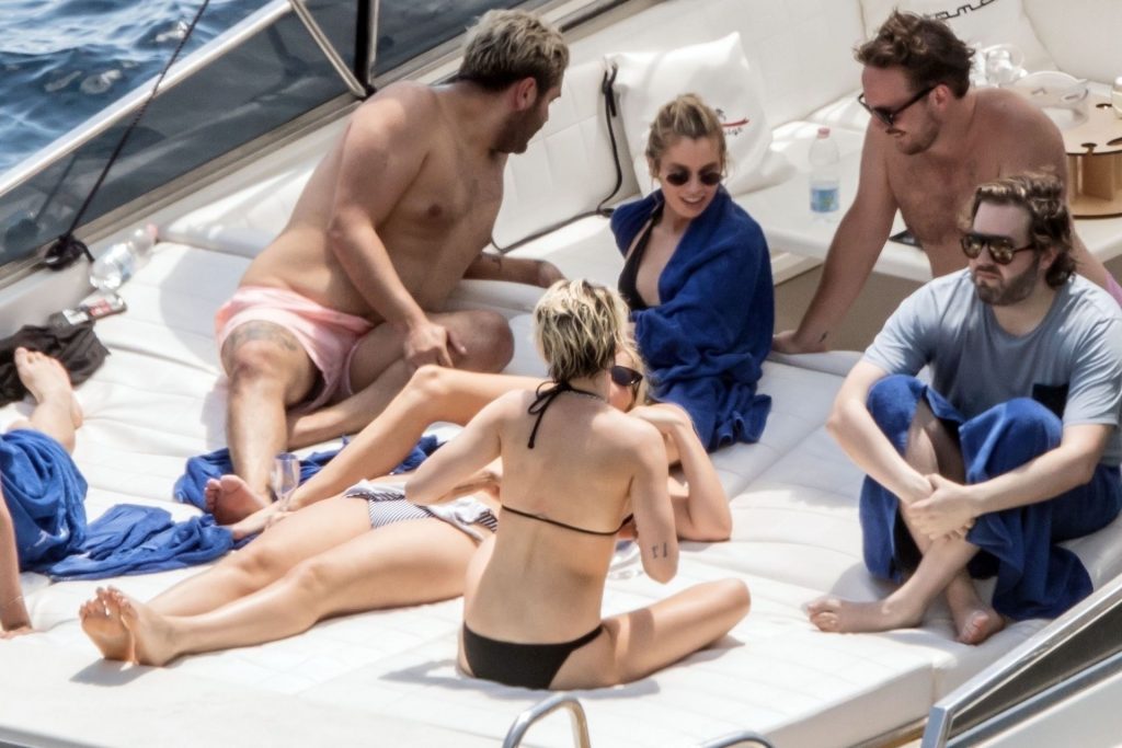 Kristen Stewart Sunbathing Topless on a Yacht  gallery, pic 18
