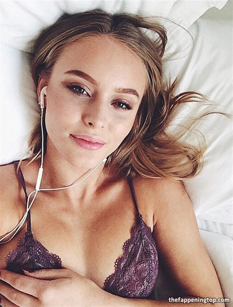 Zara Larsson Fappening Collection: 39 High-Res Leaked Pictures gallery, pic 76