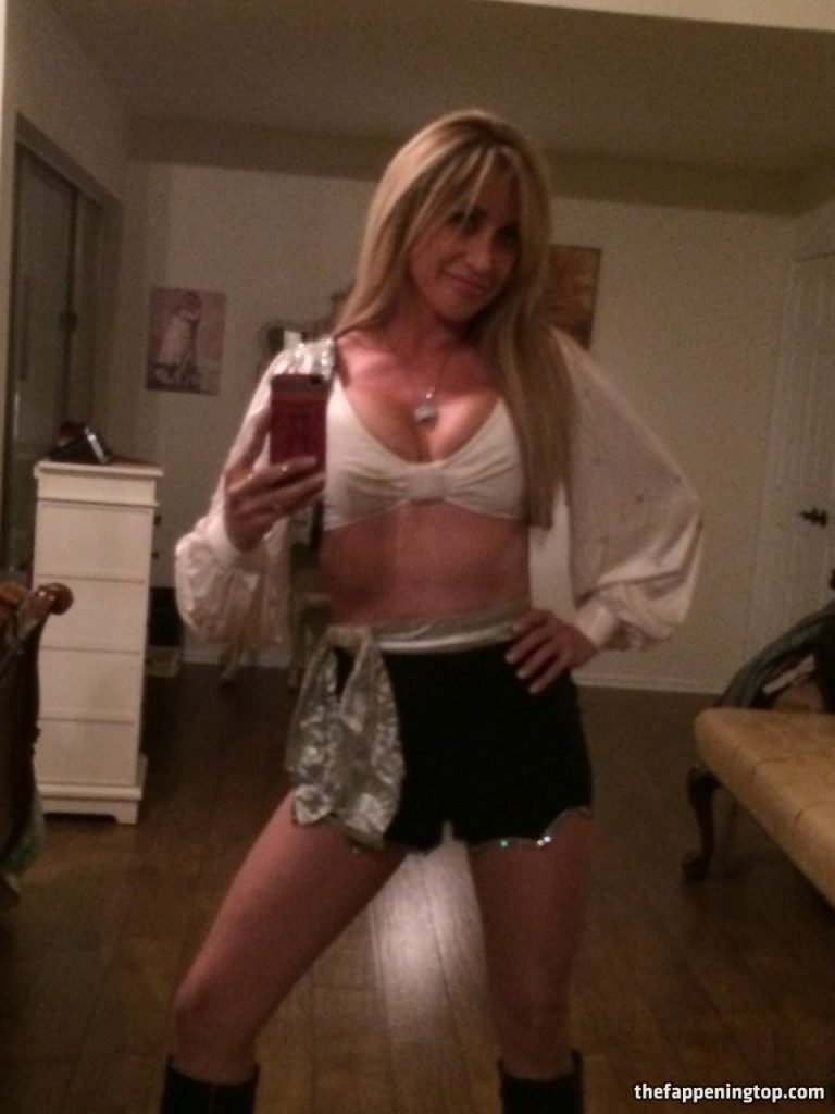 Aging Thot Carrie Michalka Displays Her Big Fake Boobs gallery, pic 196