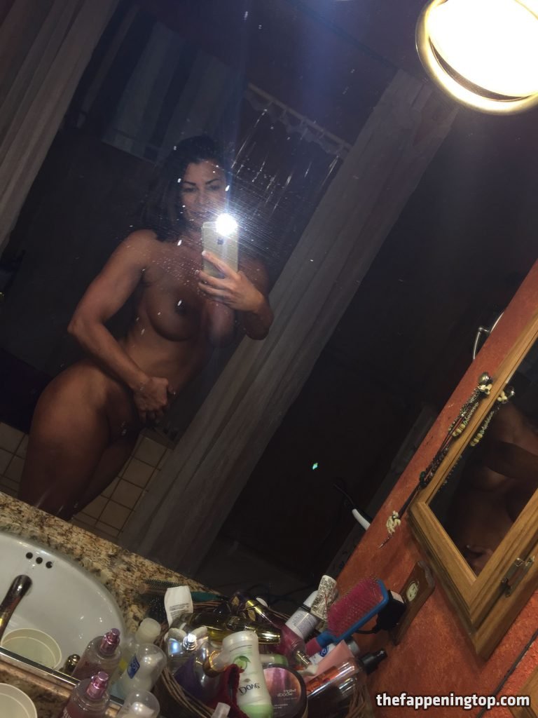 Lisa Marie Varon’s Leaked Cunnilingus Pictures and Fappening Shots.