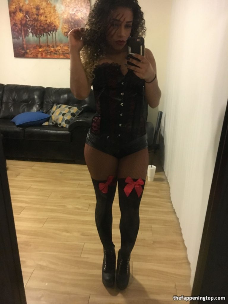 Leaked Fappening Pictures of WWE’s JoJo Offerman  gallery, pic 12