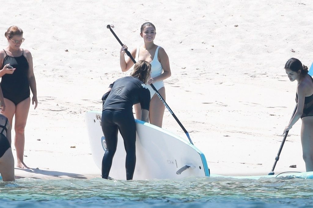 Selena Gomez Flashes Her Meaty Booty in a One-Piece Swimsuit gallery, pic 84