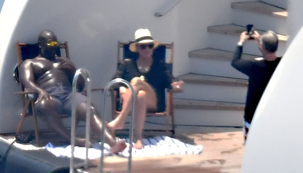 Collection of Sexy Kris Jenner Pictures from a Yacht  gallery, pic 52