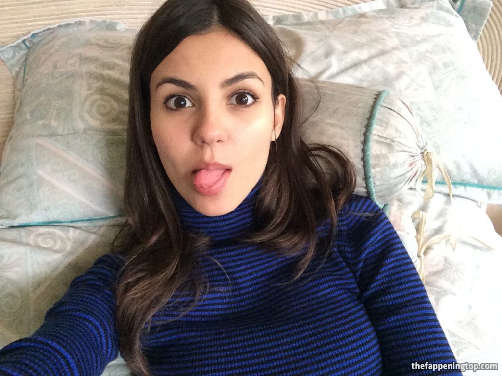 Popular Celebrity Victoria Justice Exposed: 40 Fappening Photos gallery, pic 38
