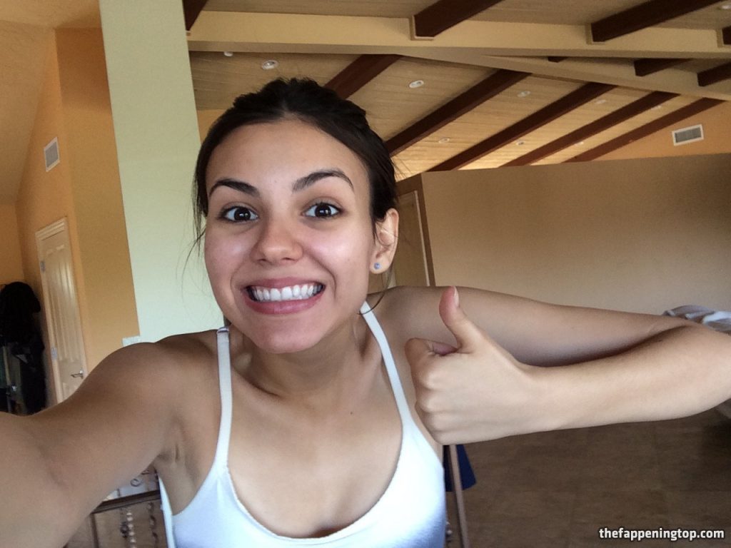 Popular Celebrity Victoria Justice Exposed: 40 Fappening Photos gallery, pic 54