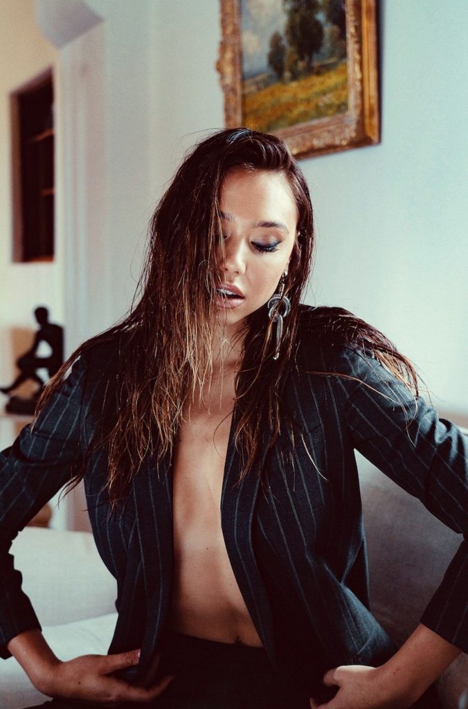 Topless Alexis Ren Posing with a Snake and Teasing with Her Tits gallery, pic 10