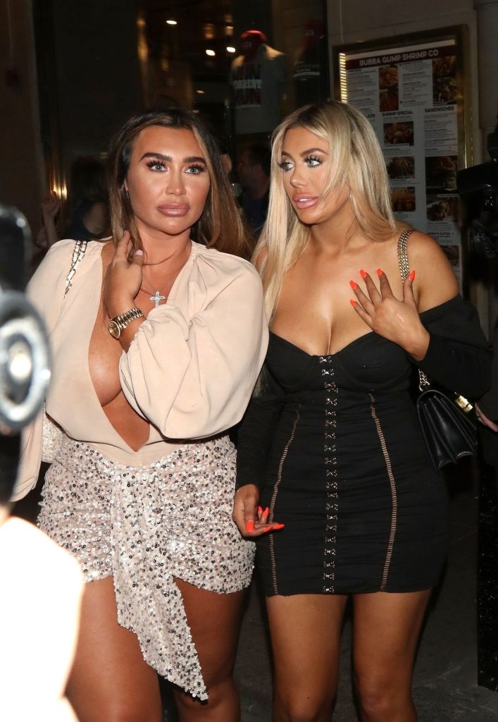 Trashy British Babe Lauren Goodger Shows Her Legs and Titties gallery, pic 16