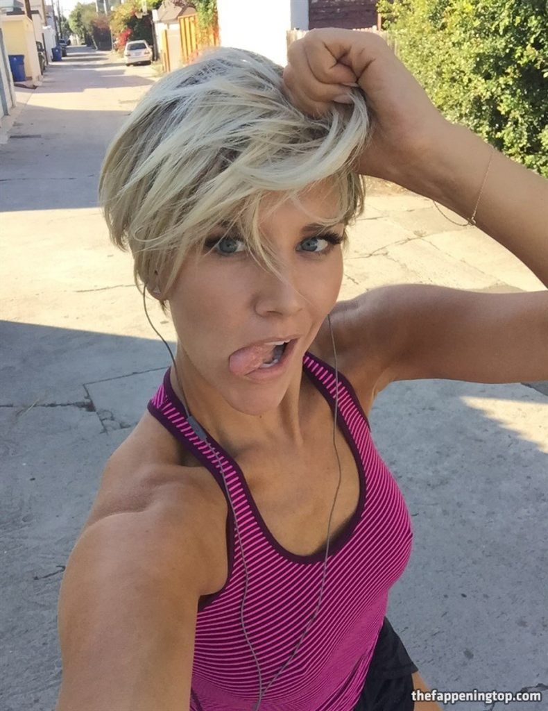 Shameless Charissa Thompson Masturbates and Shows Her Pussy gallery, pic 58